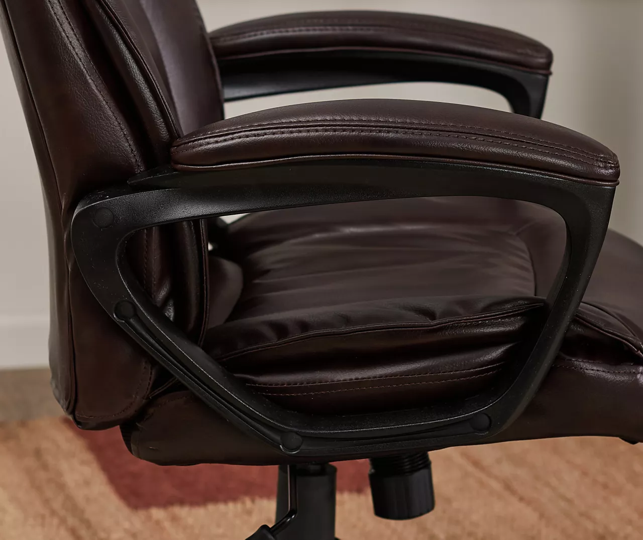 Hannah Brown Bonded Leather Office Chair - Image 5