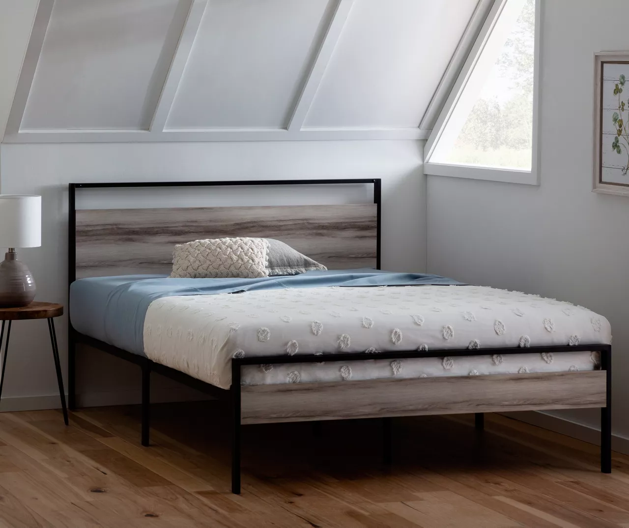 Brookside Metal & Wood Platform Bed - Image 5